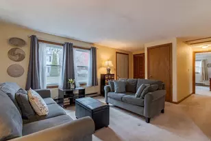 24 Hanson Rd, Saugus, MA 01906 - Photo 6