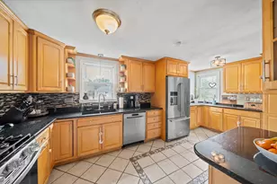 333 South St, Bridgewater, MA 02324 - Photo 6