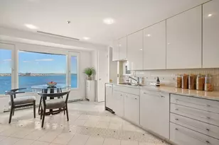 10 Rowes Wharf, Boston, MA 02110 - Photo 12