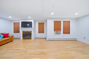 39 Hawthorne, Boston, MA 02119 - Photo 4