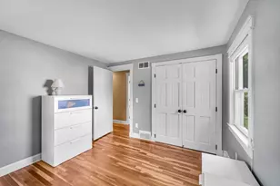 118 Yarmouth St, Longmeadow, MA 01106 - Photo 14