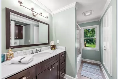 118 Yarmouth Street, Longmeadow, MA 01106 - Photo 12