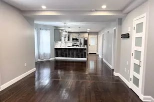 67 School St, Salem, MA 01970 - Photo 2