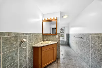 32 Madison Ct, Westport, MA 02790 - Photo 12