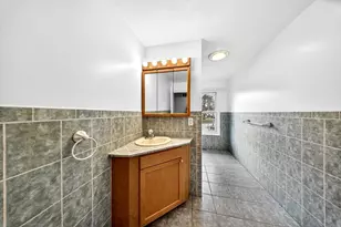 32 Madison Ct, Westport, MA 02790 - Photo 12