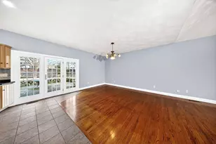 32 Madison Ct, Westport, MA 02790 - Photo 6