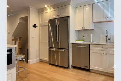 1 Common St #SF, Boston, MA 02129 - Photo 4