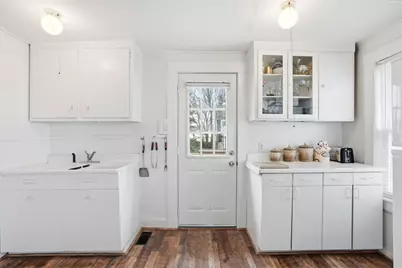 6 Touraine Ave, Hull, MA 02045 - Photo 22