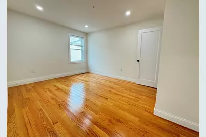 298 Washington St #0, Braintree, MA 02184 - Photo 2