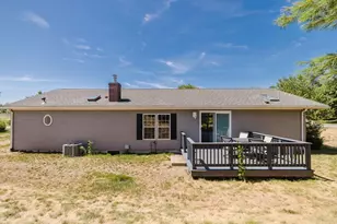 2602 Green St, Middleborough, MA 02346 - Photo 4
