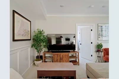 1252 Broadway #4, Somerville, MA 02144 - Photo 8