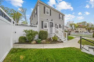 26 Wingate Rd, Weymouth, MA 02189 - Photo 2
