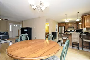 37 Maine Ave, Dartmouth, MA 02747 - Photo 8