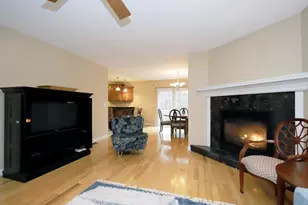 37 Maine Ave, Dartmouth, MA 02747 - Photo 2