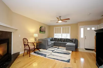 37 Maine Ave #37, Dartmouth, MA 02747 - Photo 4