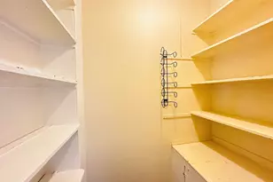 39 Cushman Rd, Boston, MA 02135 - Photo 6