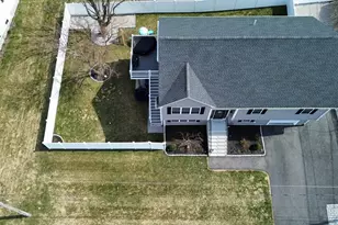 100 Bailey St, Fall River, MA 02724 - Photo 4