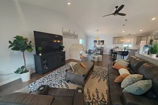 100 Bailey St, Fall River, MA 02724 - Photo 8