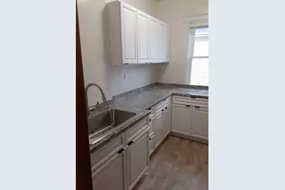 59 Dover St, Worcester, MA 01609 - Photo 8