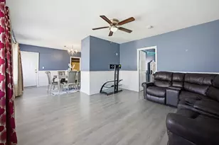 916 County St, Fall River, MA 02723 - Photo 16