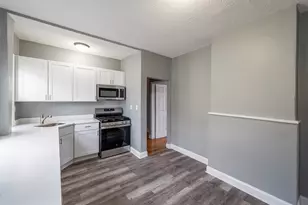 352 Norfolk St, Boston, MA 02124 - Photo 4