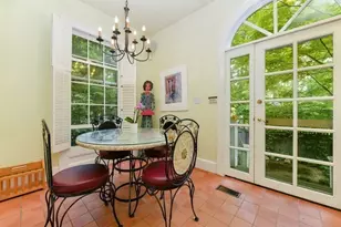 14 Ash St, Cambridge, MA 02138 - Photo 8