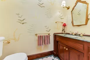 14 Ash St, Cambridge, MA 02138 - Photo 10