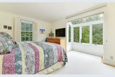 14 Ash  Street #14, Cambridge, MA 02138 - Photo 12