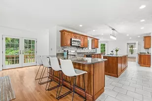 276 High St, Winchester, MA 01890 - Photo 10