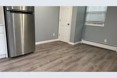 38A Saco St #38A, Newton, MA 02464 - Photo 6