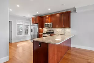 707 E 4th St, Boston, MA 02127 - Photo 4