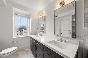 707 E 4th St, Boston, MA 02127 - Photo 18