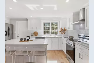 58 Maple St, Framingham, MA 01702 - Photo 4