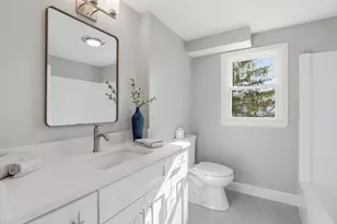 58 Maple St, Framingham, MA 01702 - Photo 14