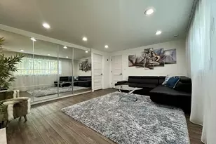 6 Temple St, Framingham, MA 01702 - Photo 12