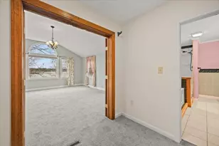 212 Scadding St, Taunton, MA 02780 - Photo 22