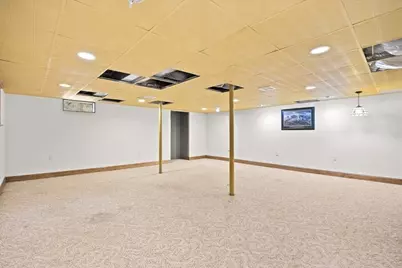 212 Scadding St, Taunton, MA 02780 - Photo 30