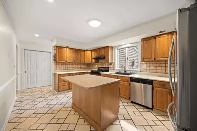 212 Scadding St, Taunton, MA 02780 - Photo 12