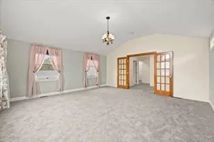 212 Scadding St, Taunton, MA 02780 - Photo 20