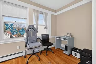 25 Elm St, Medford, MA 02155 - Photo 30