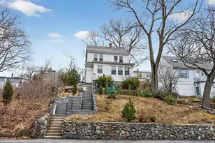 25 Elm St, Medford, MA 02155 - Photo 2