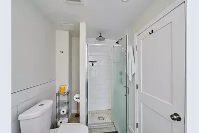 241 E Street #1, Boston, MA 02127 - Photo 10