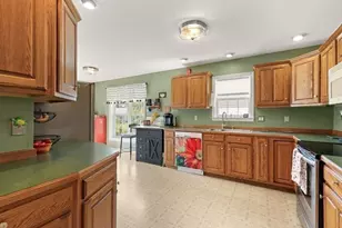 14 Mountain Ash Rd, East Bridgewater, MA 02333 - Photo 4