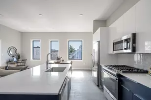 656 Saratoga, Boston, MA 02128 - Photo 10