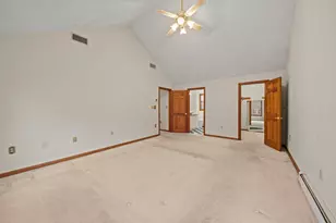 15 Valdora Dr, Stoneham, MA 02180 - Photo 18