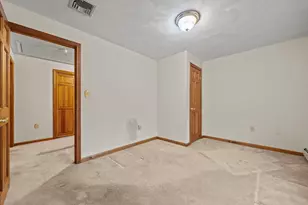 15 Valdora Dr, Stoneham, MA 02180 - Photo 24