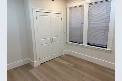 1672 Beacon St #2, Brookline, MA 02446 - Photo 2