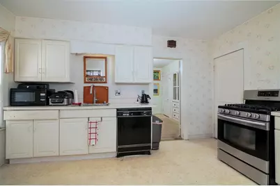 17-19 Lowe St, Quincy, MA 02169 - Photo 12