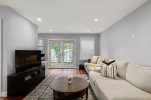 159 N St, Boston, MA 02127 - Photo 2