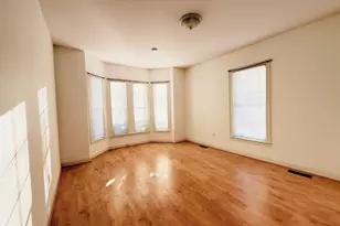 31 Elmwood St, Newton, MA 02458 - Photo 2